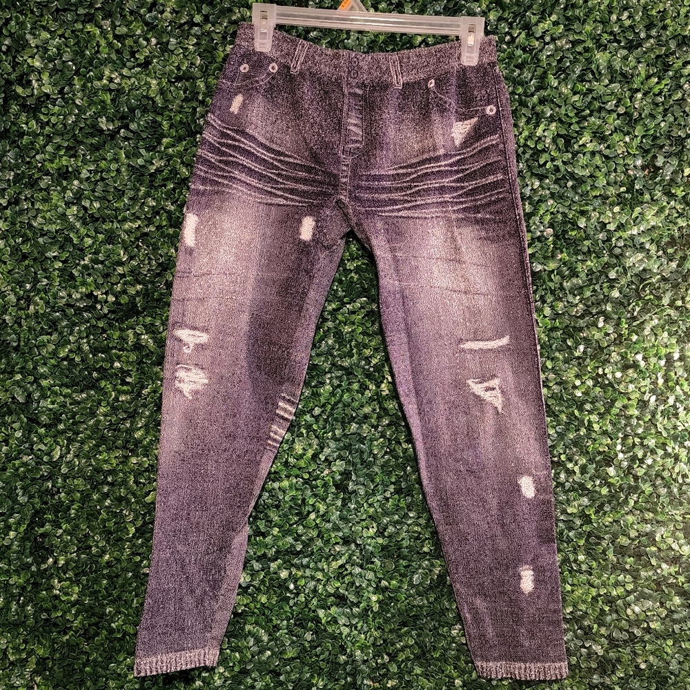 Leggings (Jean design, material not jean)